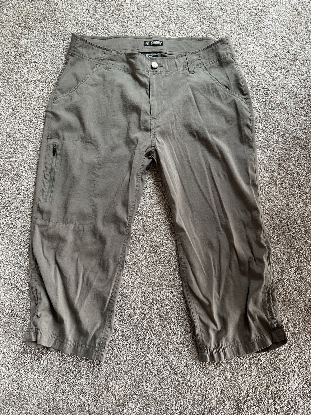 Khombu Olive Green Cargo Capris